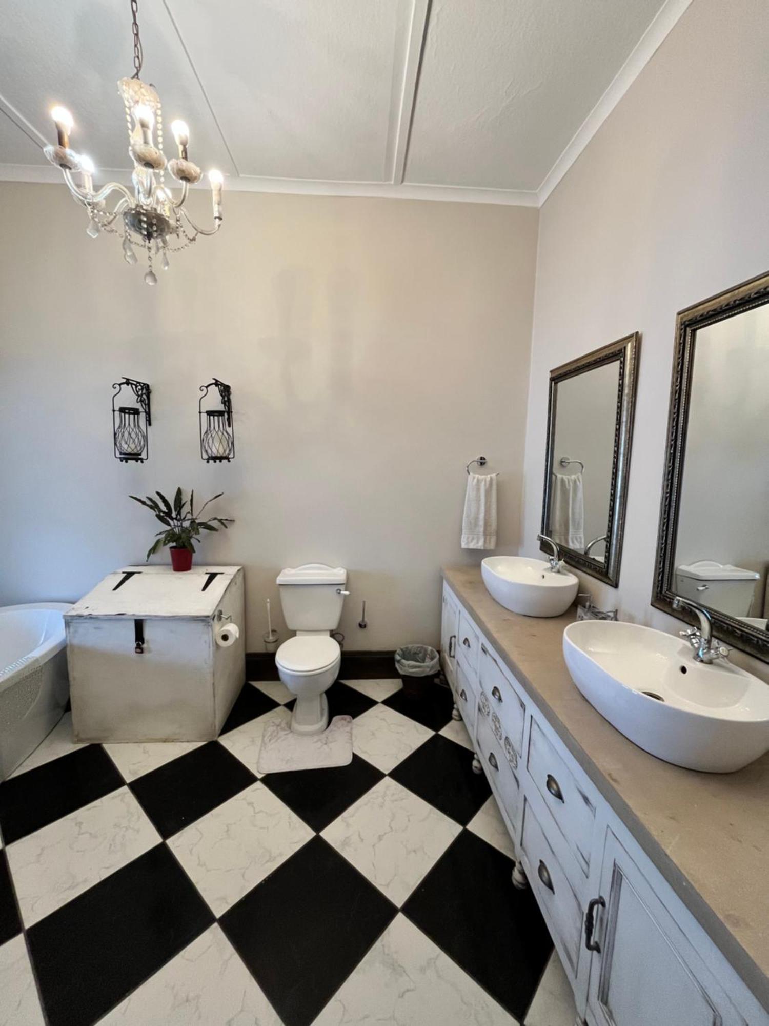 Toni'S Cottage Graaff-Reinet Buitenkant foto
